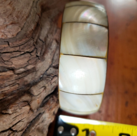 Shell boho bangle bracelet - Picture 3 of 4